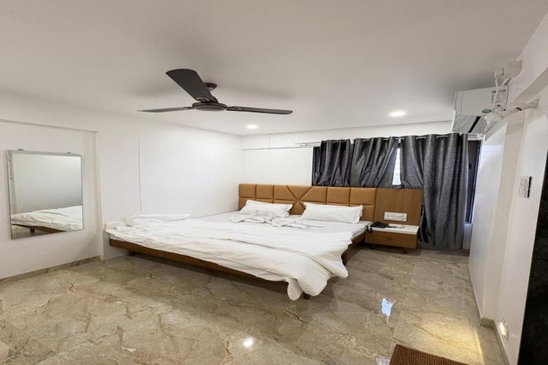 Hotel Ruchi Executive ซาตารา ภายนอก รูปภาพ